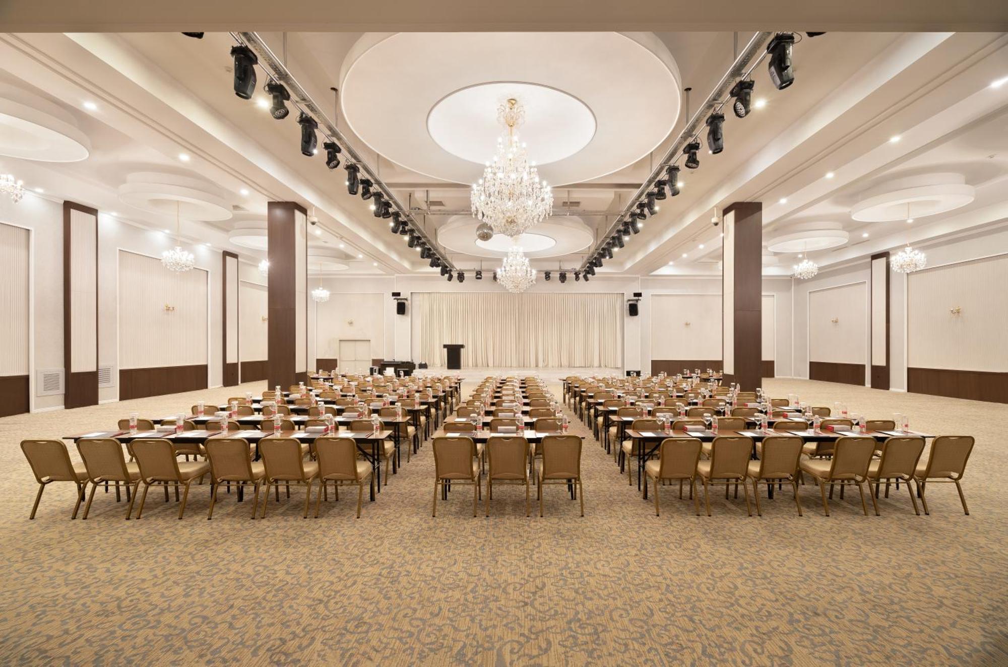 ホテル Ramada By Wyndham - Sulaymaniyah Salim Street エクステリア 写真